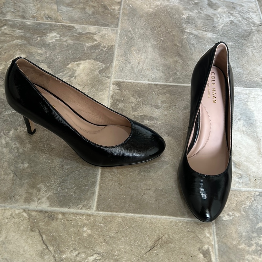 Cole Haan Black Patent Leather Mid Heel Pumps
